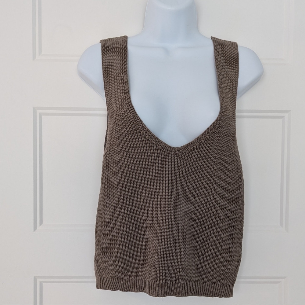 JJXX Knit Sweater Vest Taupe Sleeveless V-Neck Top NWT Size S